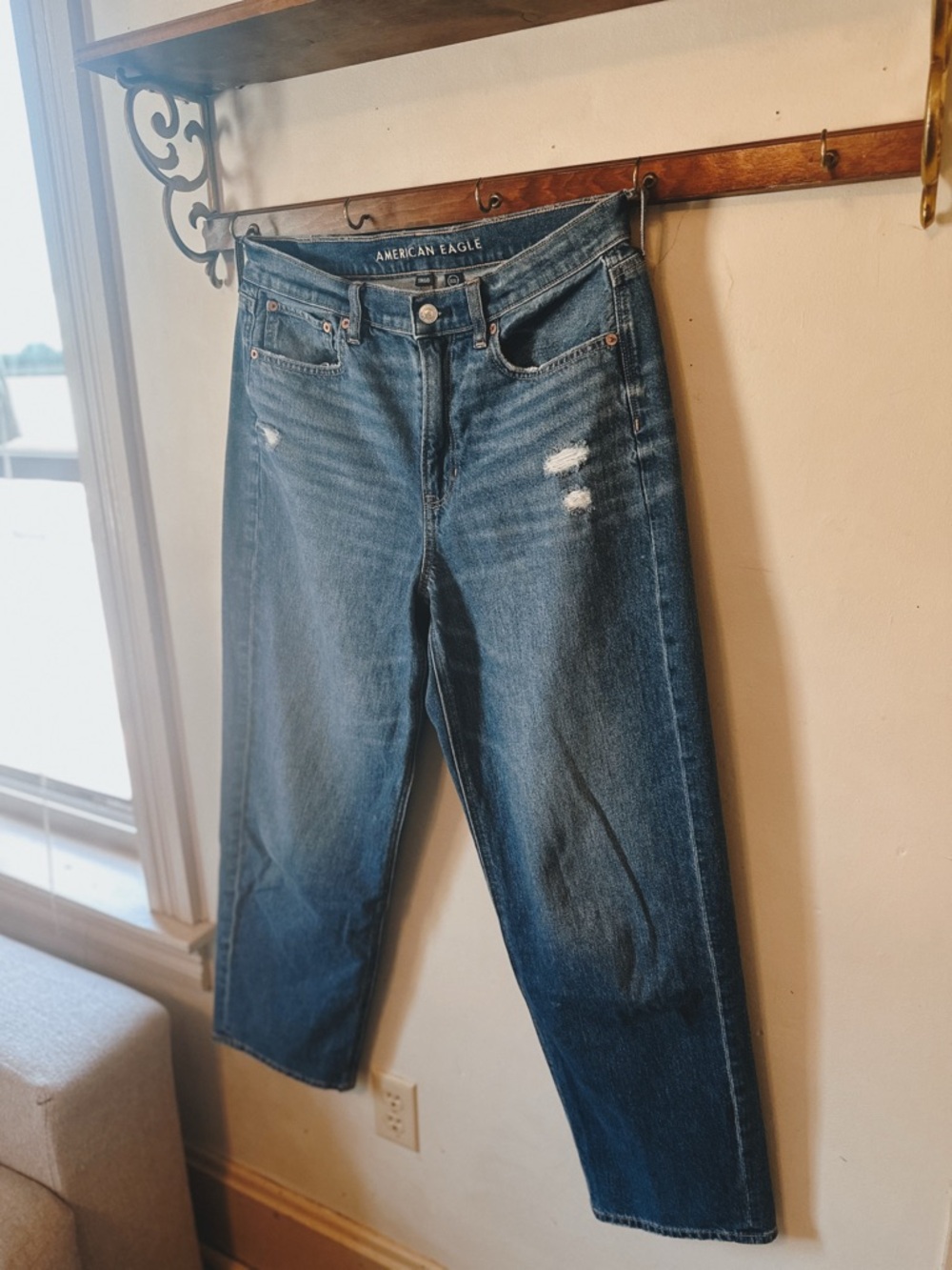 American Eagle Outfitters High-Rise Distressed Blue Jeans - Picture 3 of 6